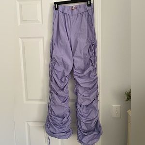 URBAN OUTFITTERS - Ruched baggy pant - size X small